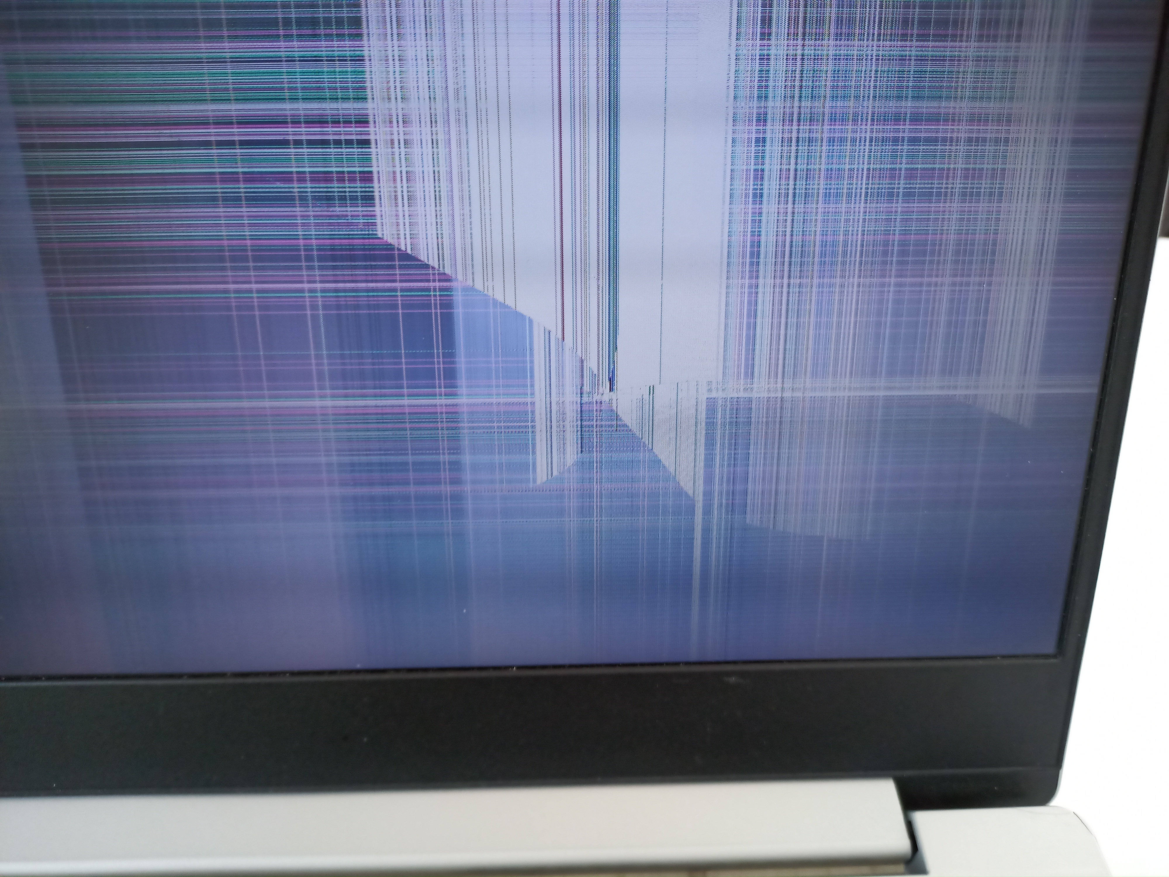 液晶パネル交換