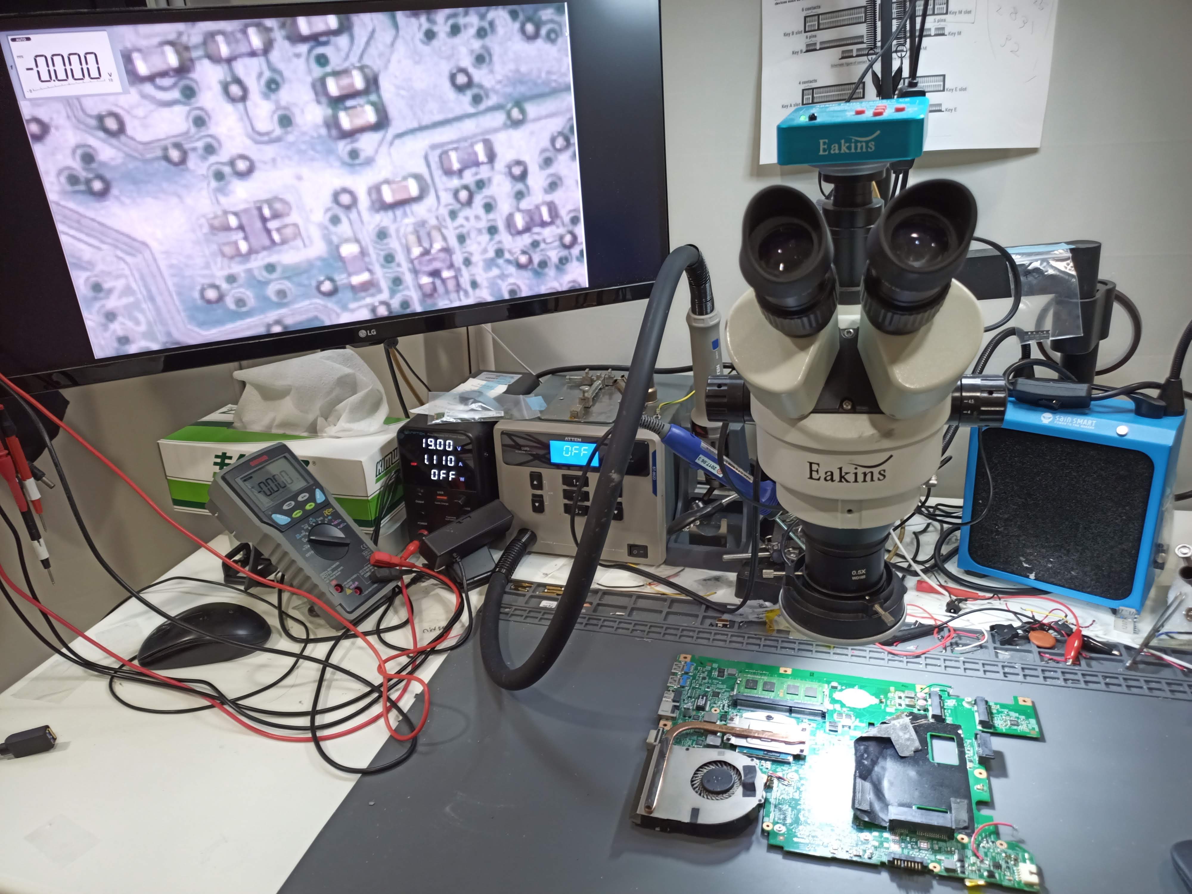 精密基板修復ブース